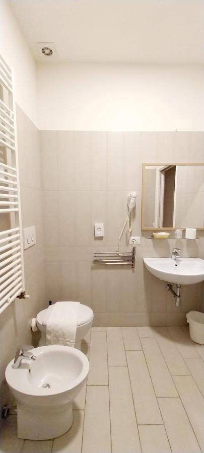 Hotel Brotas Rimini Eksteriør bilde