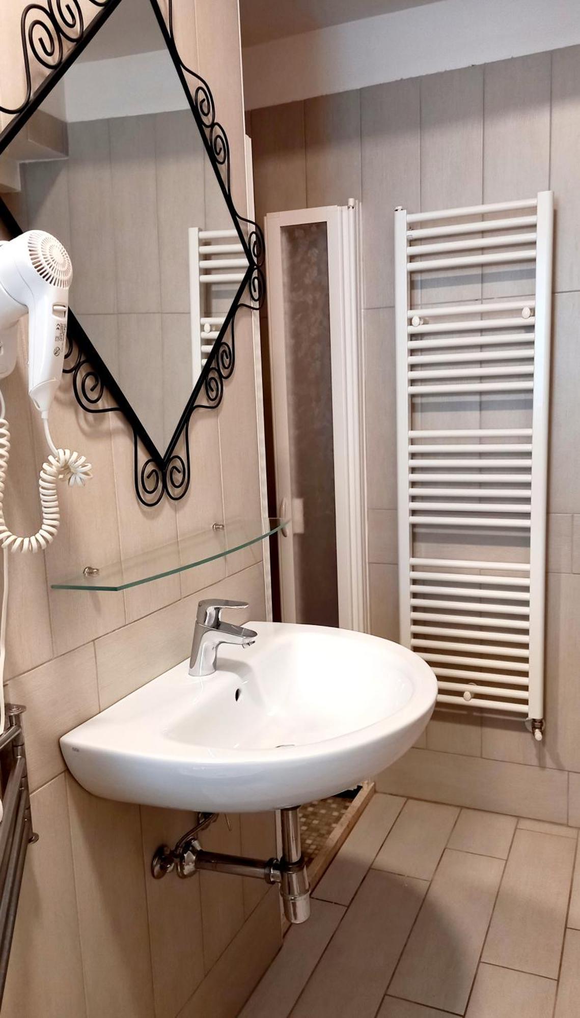 Hotel Brotas Rimini Eksteriør bilde