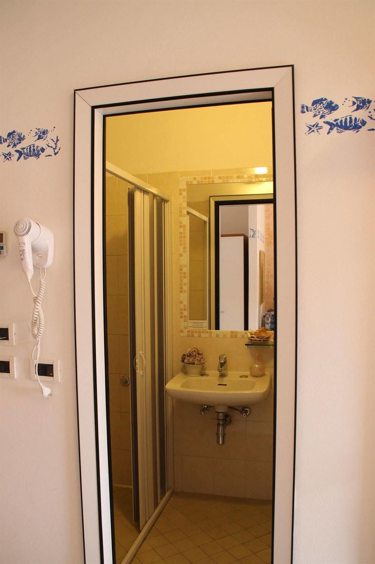 Hotel Brotas Rimini Eksteriør bilde